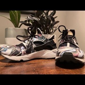 Marbled Nike Air Huarache